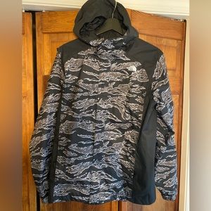 THE NORTH FACE BOYS JACKET WINDBREAKER RAIN COAT BLACK XL (18/20) NYLON DRY-VENT